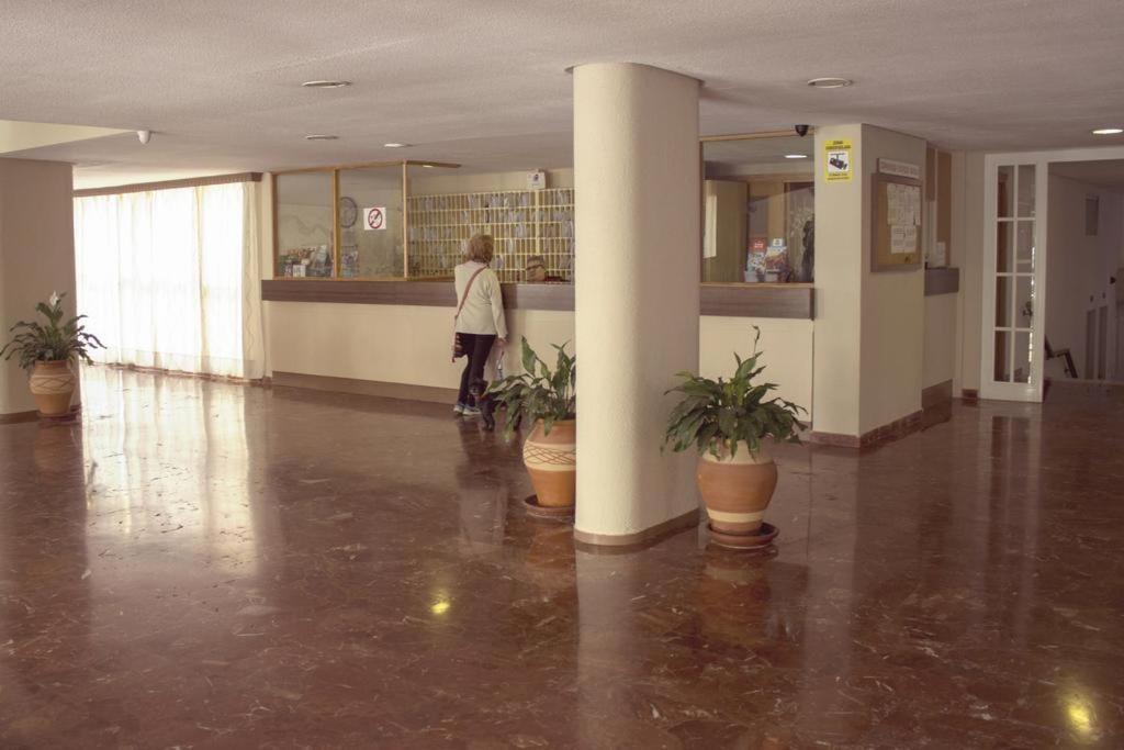 בנאלמדנה Aguila Apartamento Con Vistas מראה חיצוני תמונה